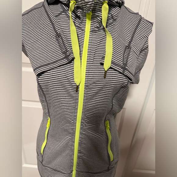 Zella Hooded Grey/White Stripe/Neon Green Zip, Zip up Jacket*2 Way Zipper size M - Picture 6 of 7